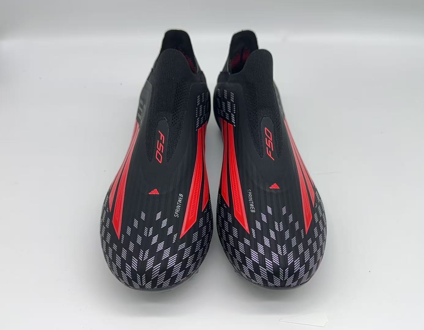 F50 laceless #31